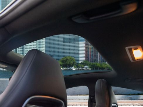 Used 2018 Mercedes-Benz CLA 250 4MATIC image 23