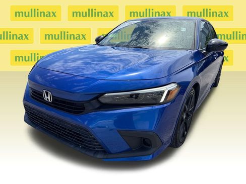 Used 2023 Honda Civic Sport image 9