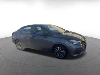 Used 2025 Nissan Versa SV FWD video 2