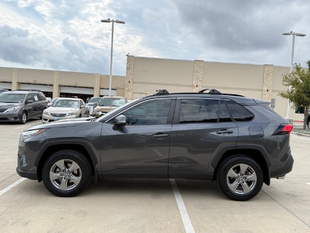 Used 2023 Toyota RAV4 XLE AWD/4WD image 10