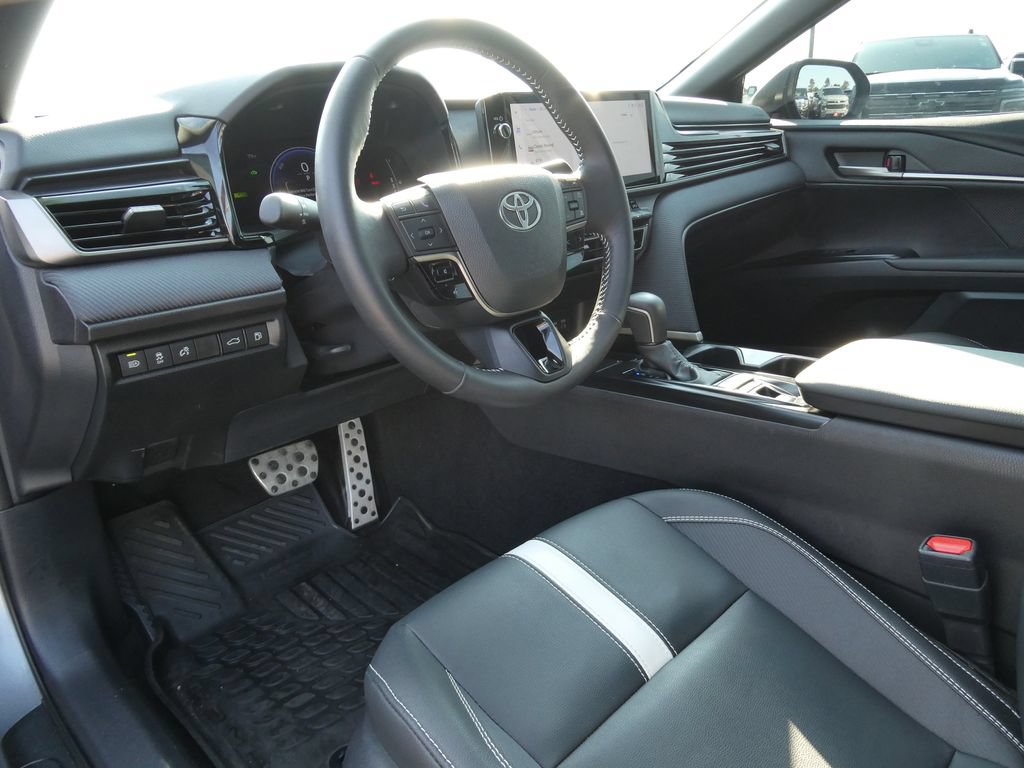 Used 2026 Toyota Camry SE w/ Multimedia Upgrade Package FWD image 22