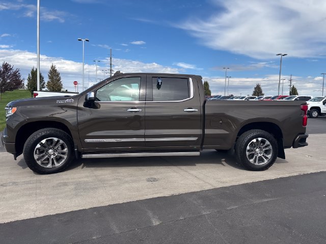 Certified 2023 Chevrolet Silverado 1500 High Country w/ Technology Package AWD/4WD image 6