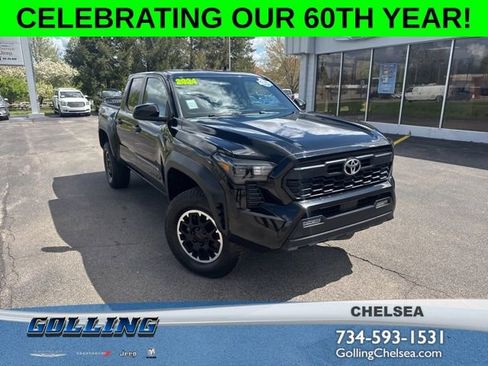 Used 2024 Toyota Tacoma TRD Off-Road AWD/4WD image 1