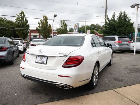 Used 2019 Mercedes-Benz E 300 4MATIC image 6
