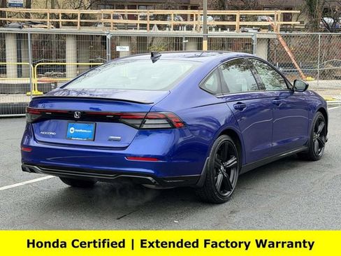 Used 2025 Honda Accord Sport image 2
