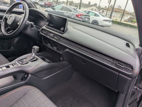 Certified 2023 Honda HR-V Sport image 21