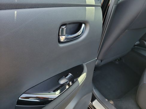 Certified 2024 Nissan Leaf SV Plus FWD image 13