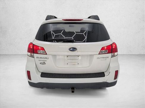 Used 2011 Subaru Outback 2.5i Premium w/ Protection Pkg 1A AWD/4WD image 7