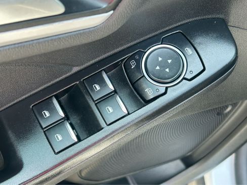 Used 2025 Ford Escape Platinum AWD/4WD image 16