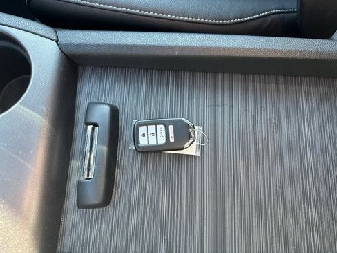 Used 2023 Honda Ridgeline RTL image 6