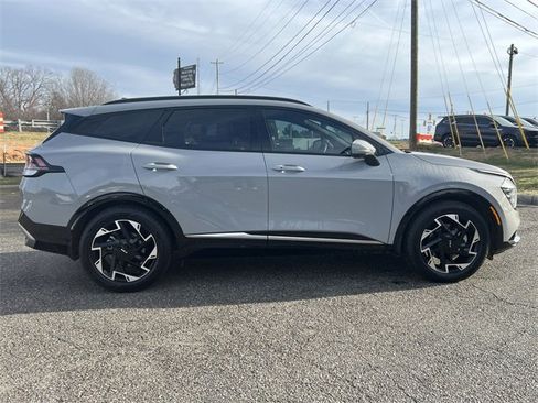 Certified 2024 Kia Sportage SX image 9