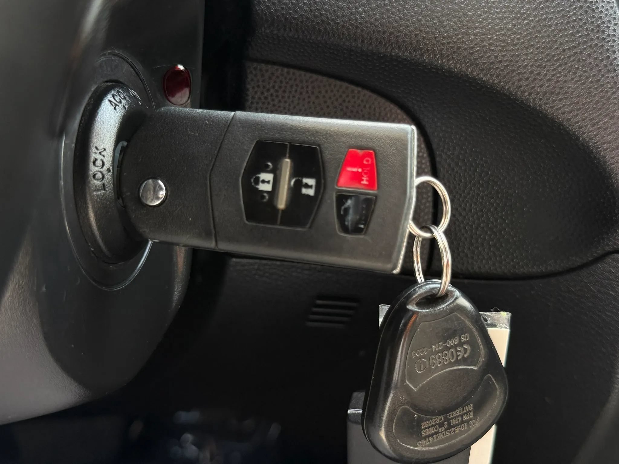 Used 2010 MAZDA MAZDA3 i Touring FWD image 25