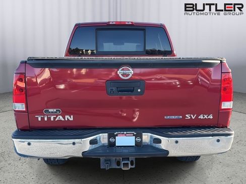 Used 2014 Nissan Titan SV w/ SV Value Truck Package image 4