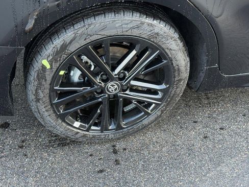 New 2026 Toyota Camry Hybrid image 5