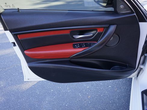 Used 2017 BMW M3 image 27