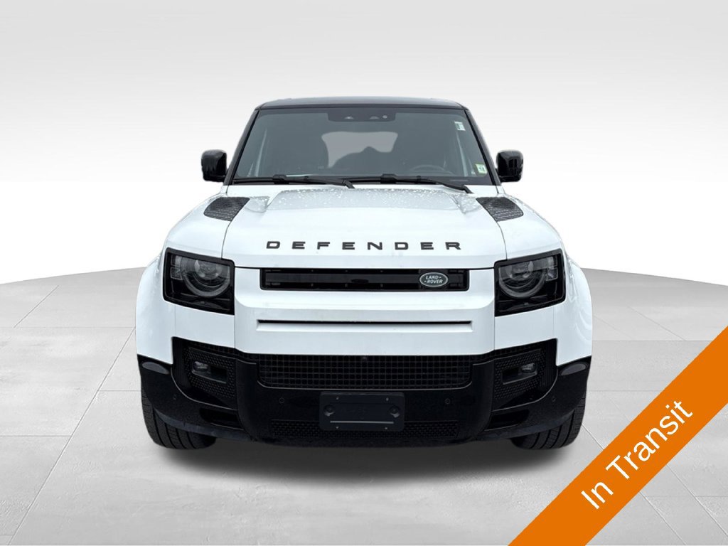 Used 2025 Land Rover Defender 130 X-Dynamic SE AWD/4WD image 3
