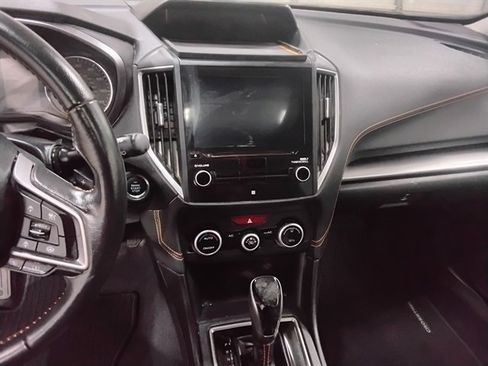 Used 2022 Subaru Crosstrek 2.5i Limited w/ Moonroof Package 2 image 12