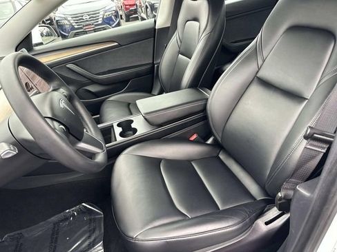 Used 2021 Tesla Model 3 Performance image 14