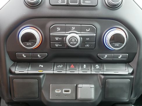Certified 2022 Chevrolet Silverado 1500 LT Trail Boss w/ Safety Package AWD/4WD image 23