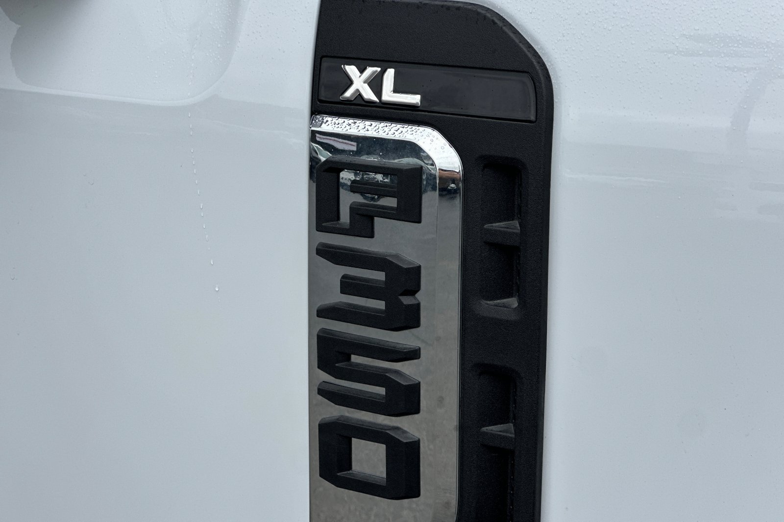 New 2025 Ford F350 XL w/ XL Chrome Package RWD image 22