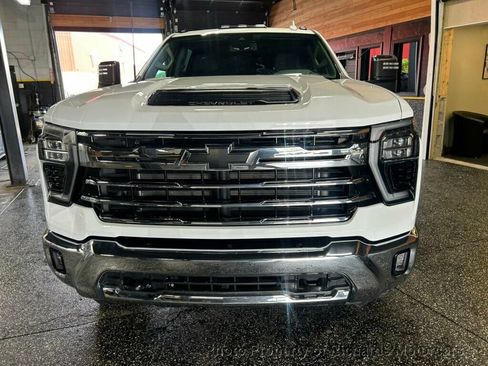 Used 2024 Chevrolet Silverado 2500 LTZ w/ LPO, Dark Essentials Package AWD/4WD image 7
