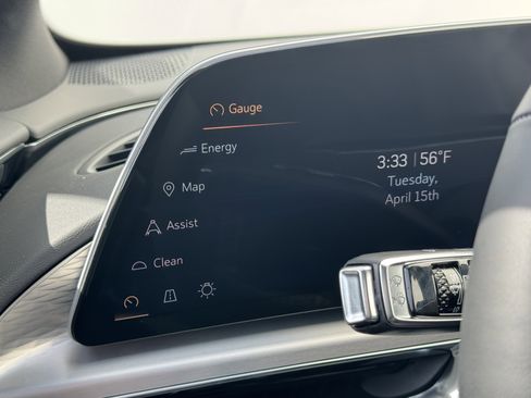 New 2025 Cadillac Lyriq Sport image 19