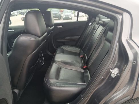 Used 2021 Dodge Charger SXT w/ Leather Interior Group RWD image 33