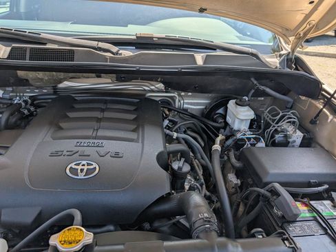 Used 2013 Toyota Sequoia Platinum RWD image 29