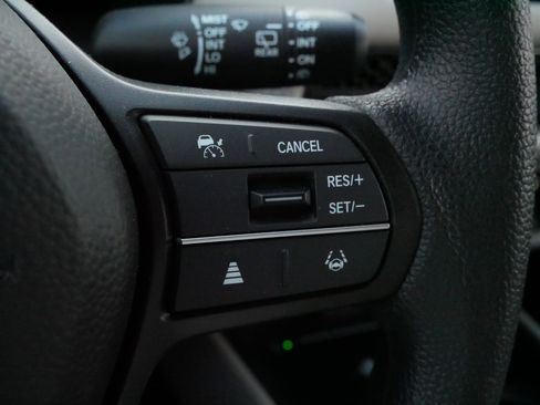 Certified 2026 Honda HR-V LX image 26