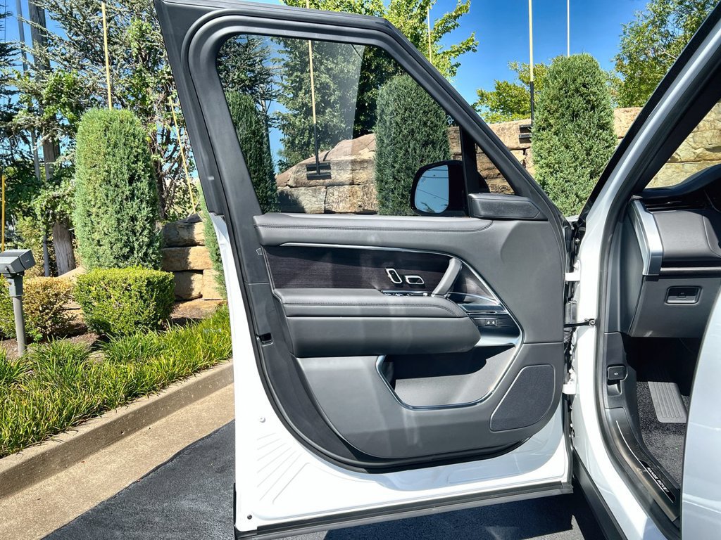 New 2027 Land Rover Range Rover SE AWD/4WD image 17