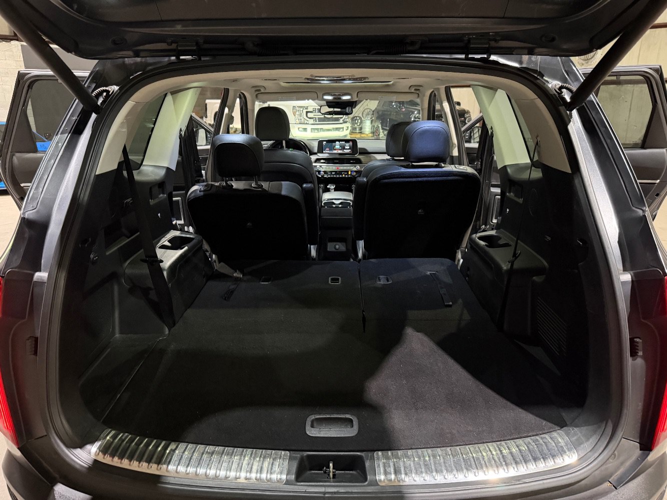 Used 2021 Kia Telluride SX w/ Towing Package AWD/4WD image 19