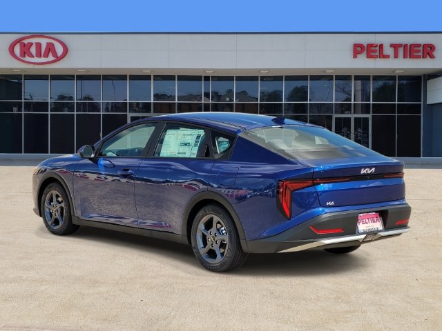 New 2026 Kia K4 FWD image 3