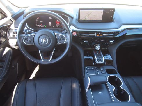 Certified 2023 Acura MDX FWD w/ Technology Package image 18