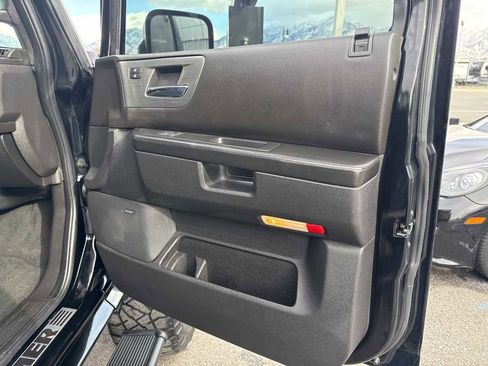 Used 2008 HUMMER H2 image 25