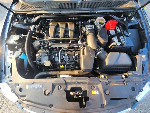Used 2019 Ford Taurus SEL w/ Equipment Group 201A FWD image 21