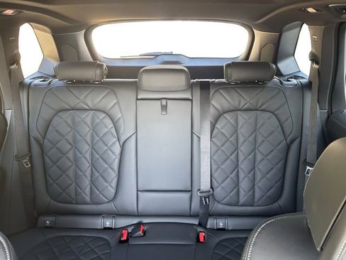 Used 2026 BMW X5 xDrive40i image 25