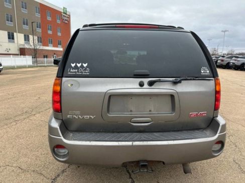 Used 2006 GMC Envoy SLE image 3