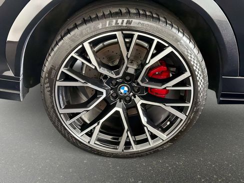 Used 2025 BMW X6 M Competition image 17