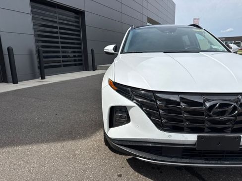 Used 2022 Hyundai Tucson Limited AWD/4WD image 9