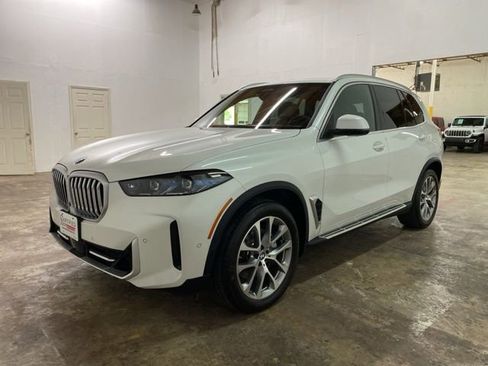Used 2026 BMW X5 xDrive40i AWD/4WD image 1