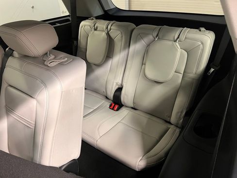 Used 2026 Lincoln Aviator Reserve AWD/4WD image 31