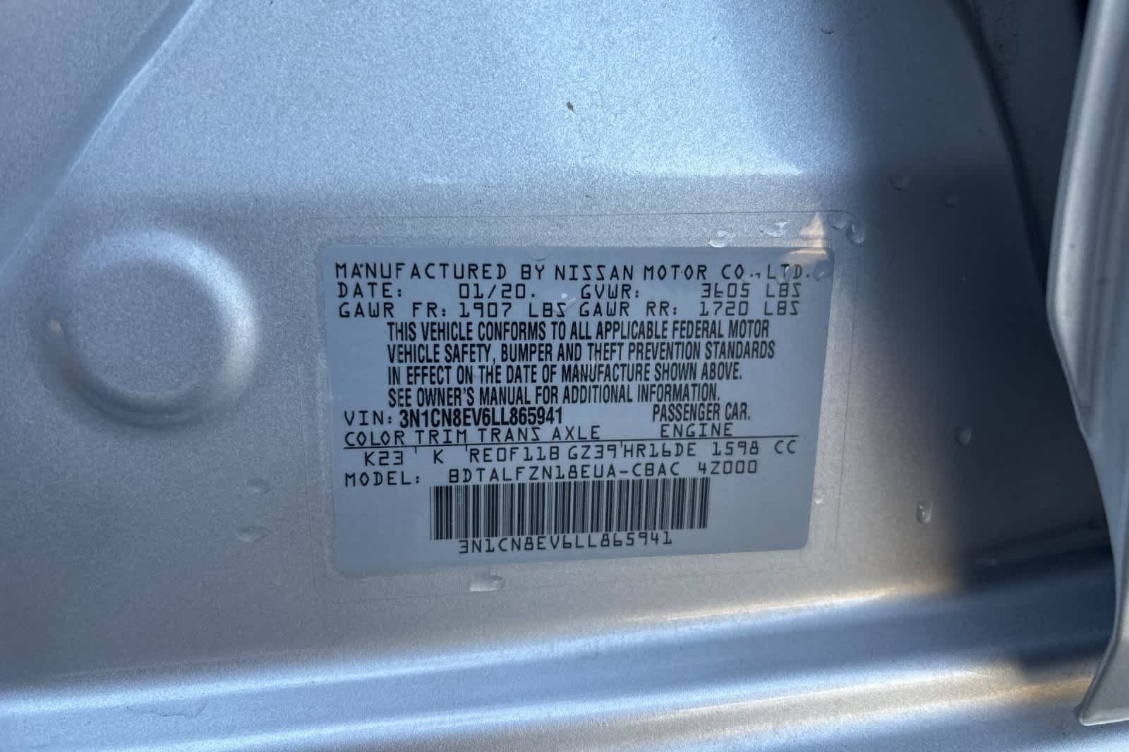 Used 2020 Nissan Versa SV FWD image 27