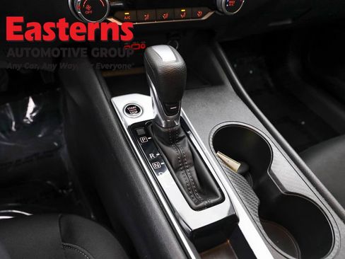 Used 2025 Nissan Altima 2.5 SV image 13