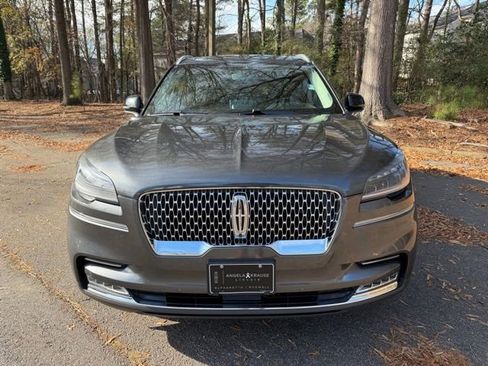 Used 2020 Lincoln Aviator Reserve w/ Equipment Group 201A image 16