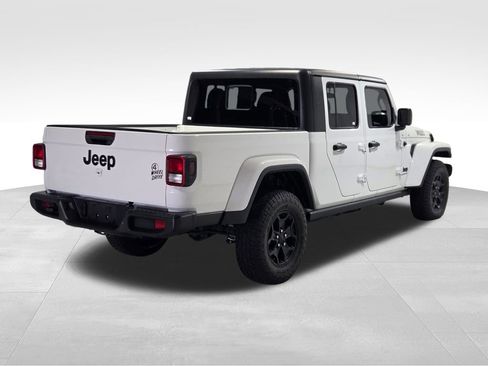 Certified 2021 Jeep Gladiator Willys image 19