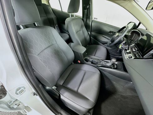 Used 2024 Toyota Corolla LE FWD image 30