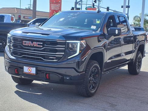 Used 2024 GMC Sierra 1500 AT4 w/ Technology Package AWD/4WD image 3