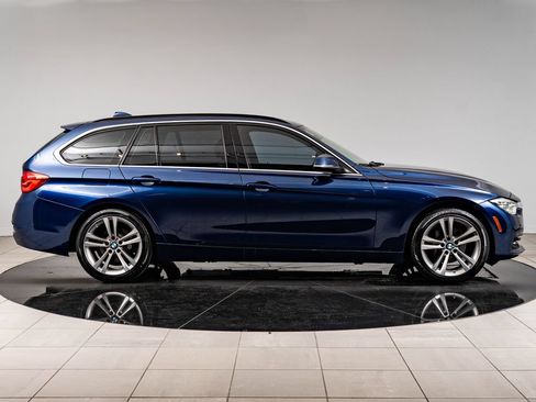 Used 2016 BMW 328i xDrive Wagon AWD/4WD image 11