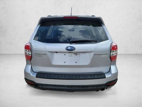 Used 2015 Subaru Forester 2.5i Touring image 6