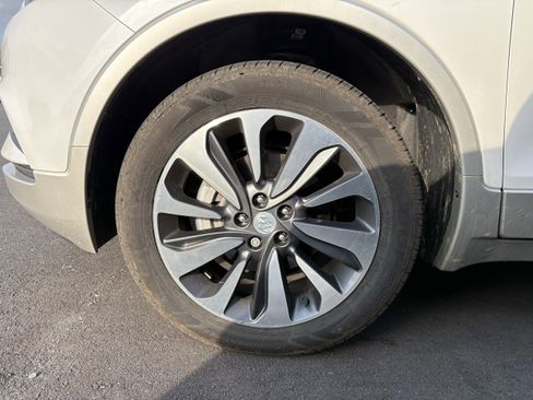 Used 2022 Buick Encore Preferred w/ Safety Package image 11